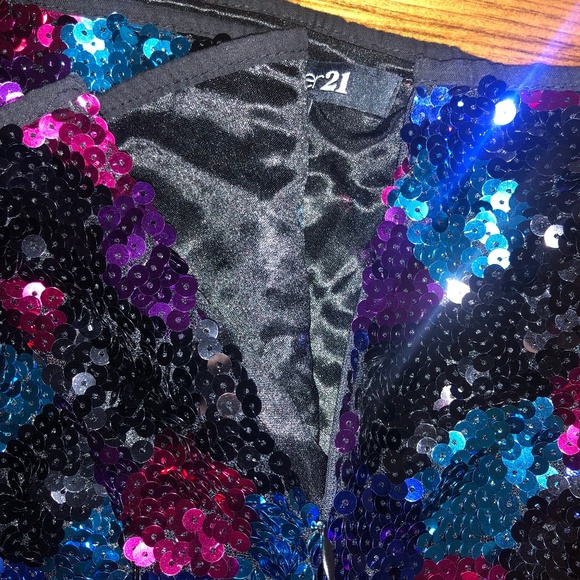 Multi-Color Sequin Skirt - Picture 4 of 4